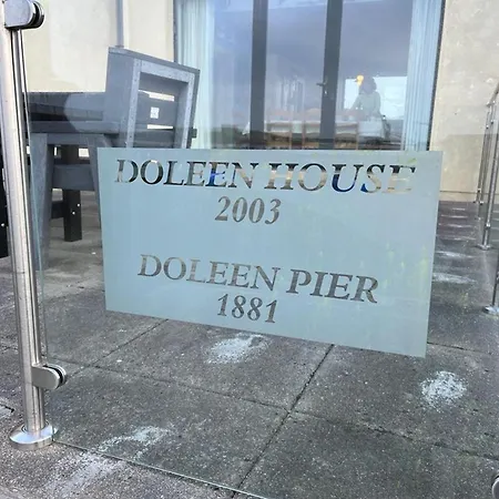 Doleen House Holiday home
