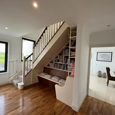 Doleen House